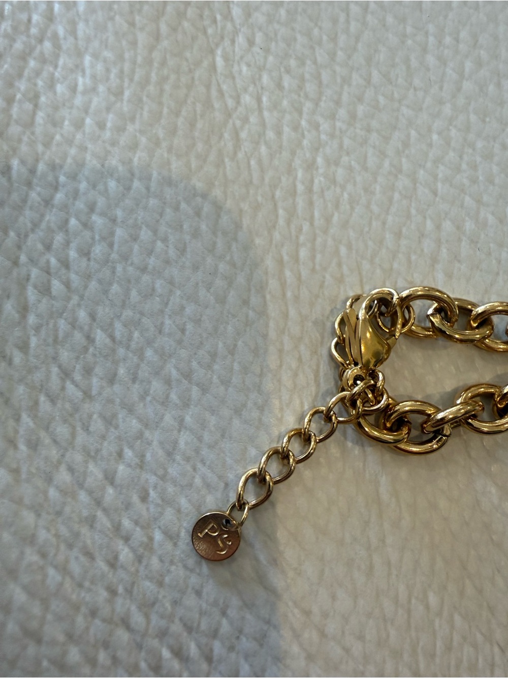 Gold Coin Pendant Chain Necklace - Love Each Other More - Picture 7 of 7